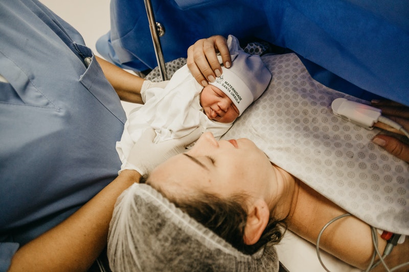 Yeni Doğan Bebek İhtiyaçları | Yeni Doğan Bebeğe Ne Alınır?